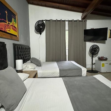 Hotel Gemas San Joaquin 1 Medellín Exteriér fotografie