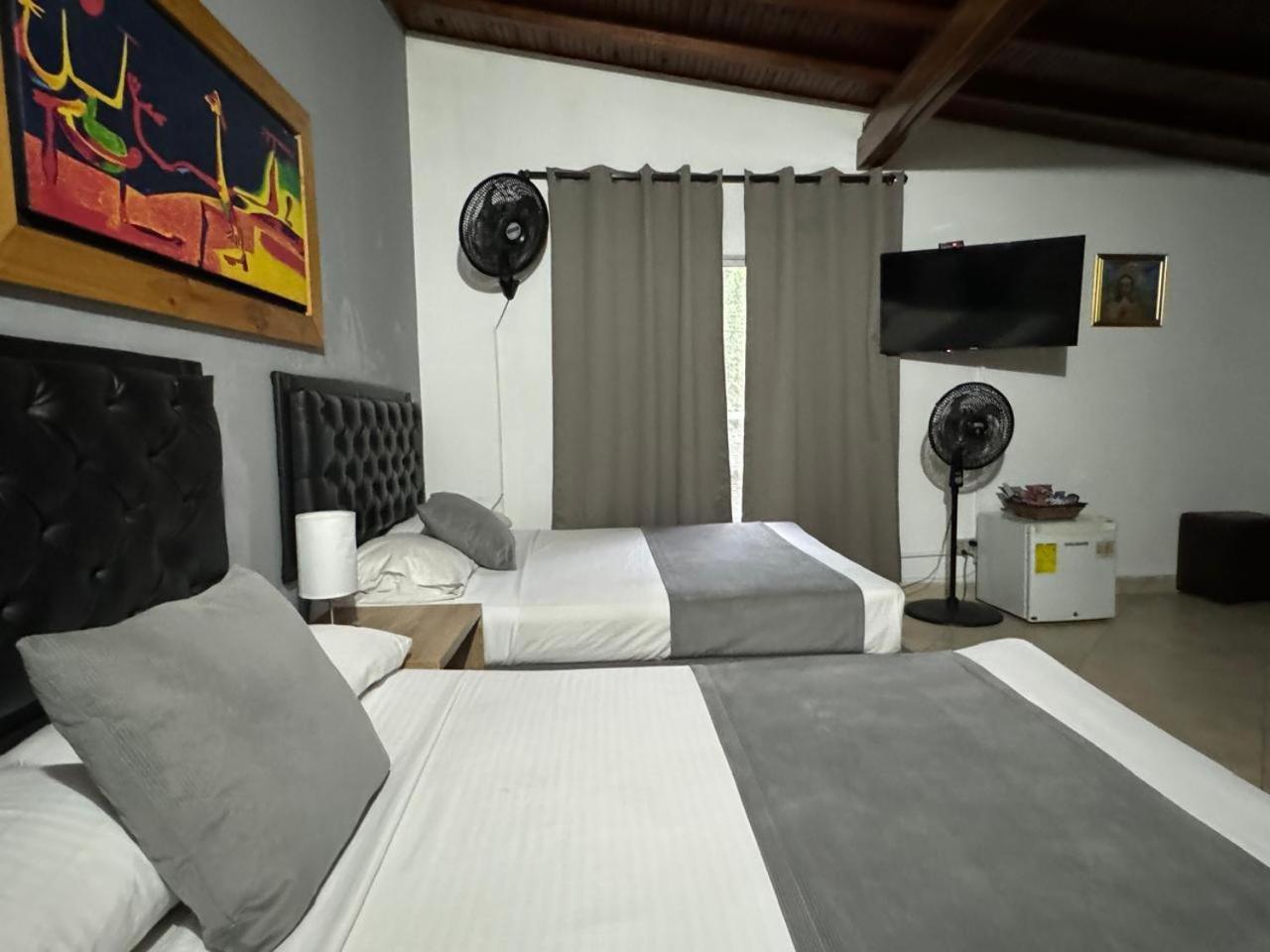 Hotel Gemas San Joaquin 1 Medellín Exteriér fotografie