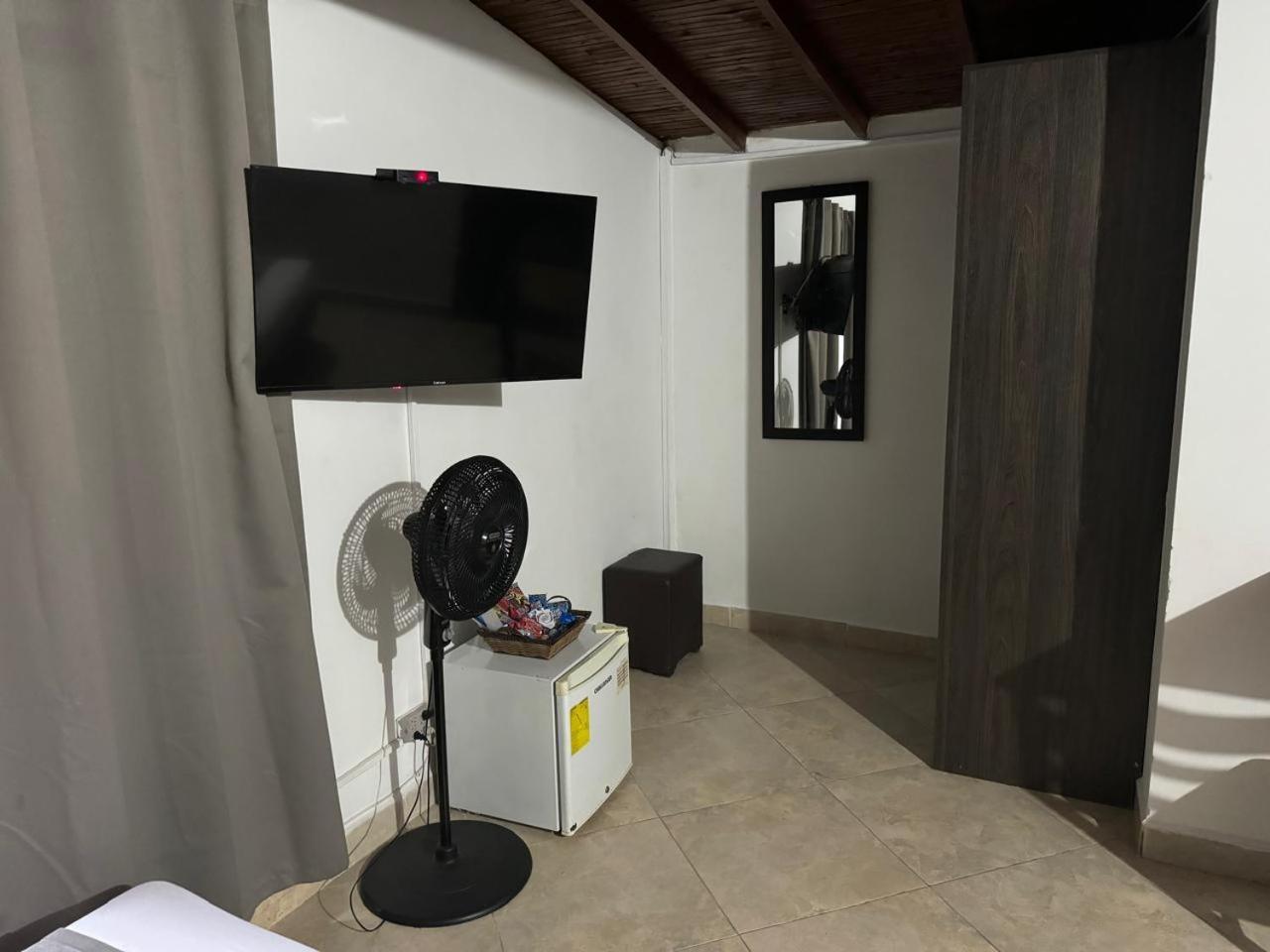 Hotel Gemas San Joaquin 1 Medellín Exteriér fotografie
