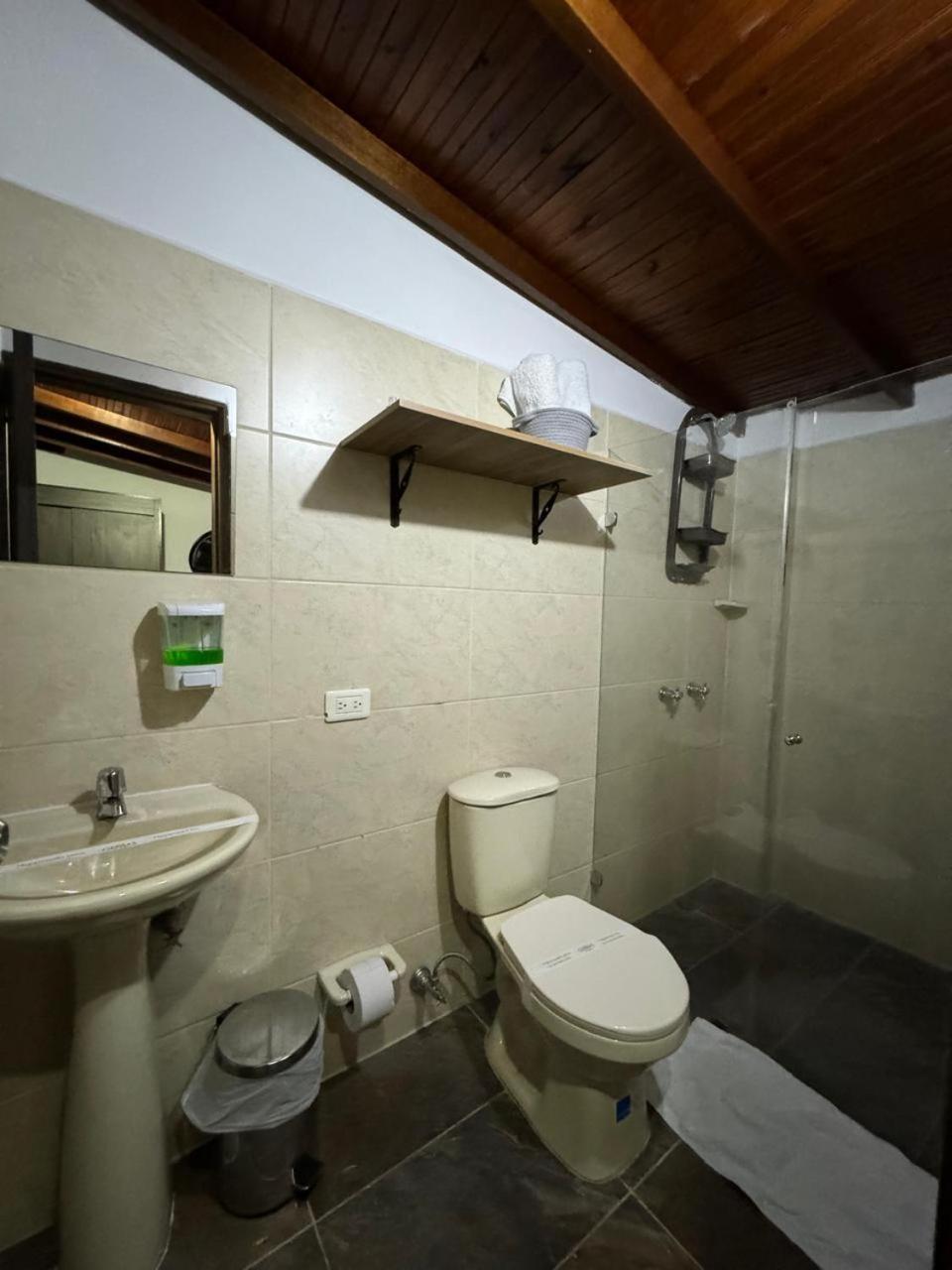 Hotel Gemas San Joaquin 1 Medellín Exteriér fotografie