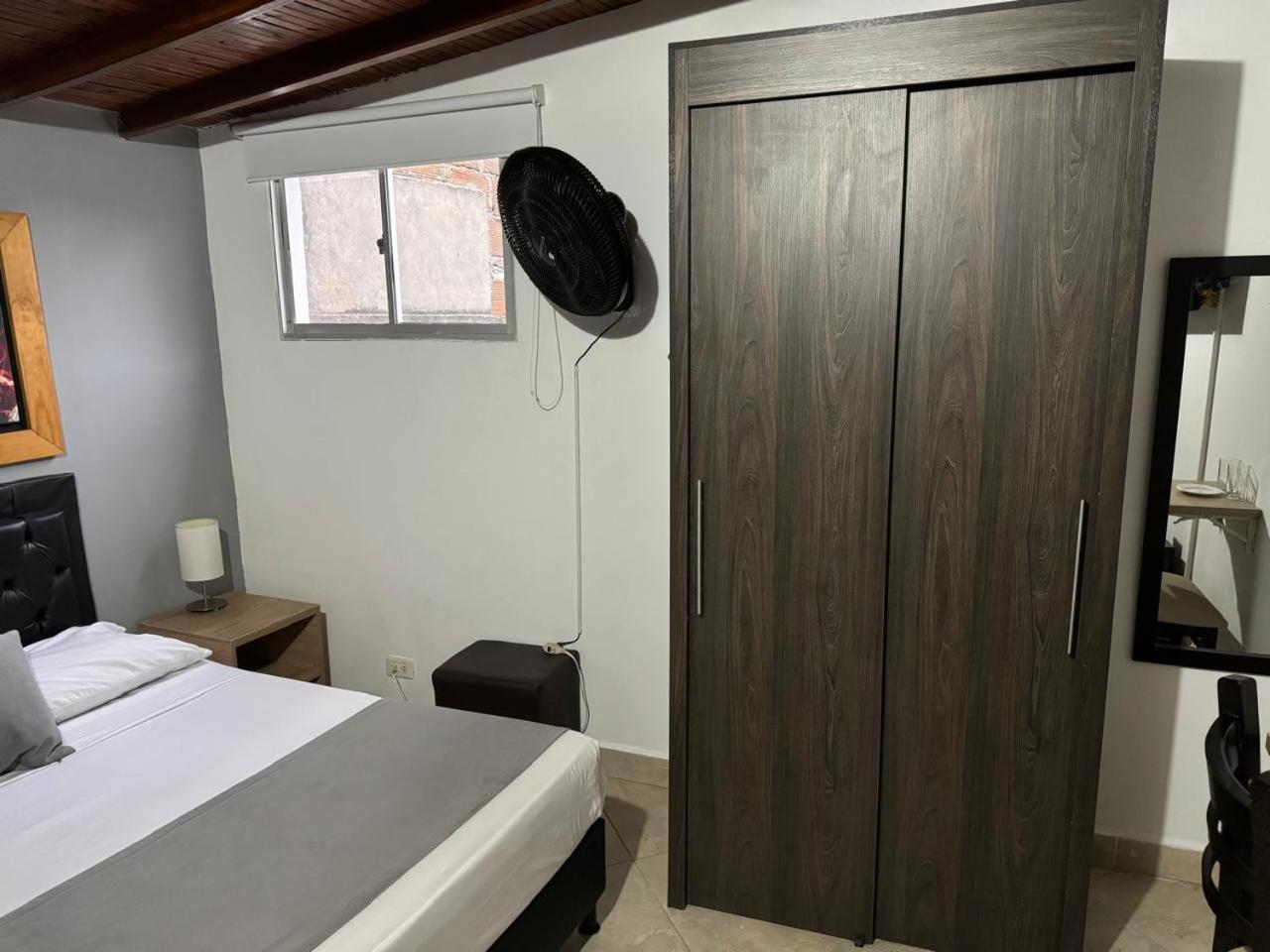 Hotel Gemas San Joaquin 1 Medellín Exteriér fotografie
