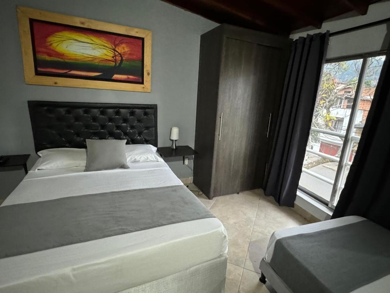 Hotel Gemas San Joaquin 1 Medellín Exteriér fotografie